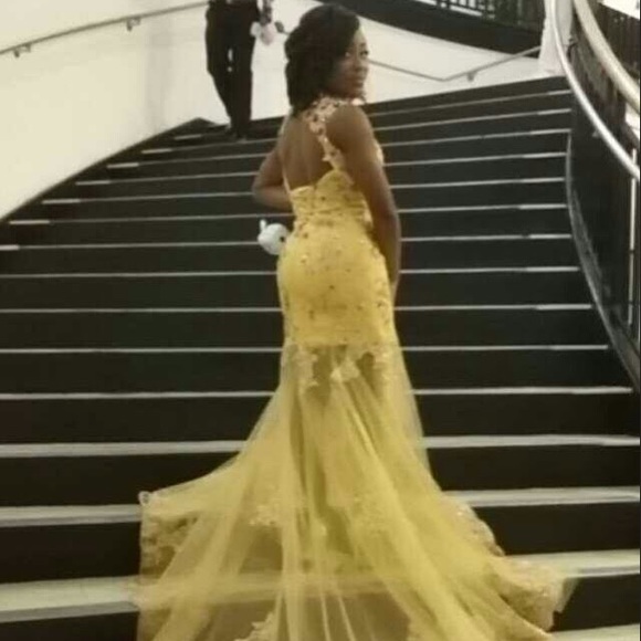 ROMWE Gold/Yellow High Neck Prom Dress - Picture 2 of 7